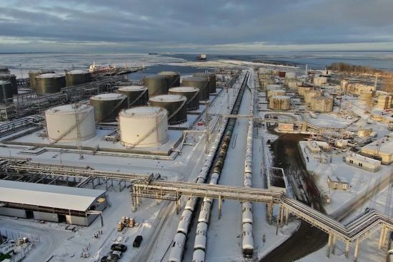 Британська розвідка: Удари українських дронів спричинили проблеми в РФ з нафтопереробкою