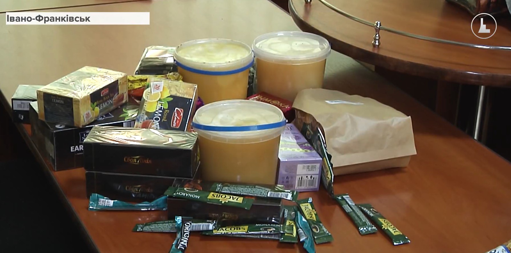 Франківські школярі збирають допомогу для військових. ВІДЕО