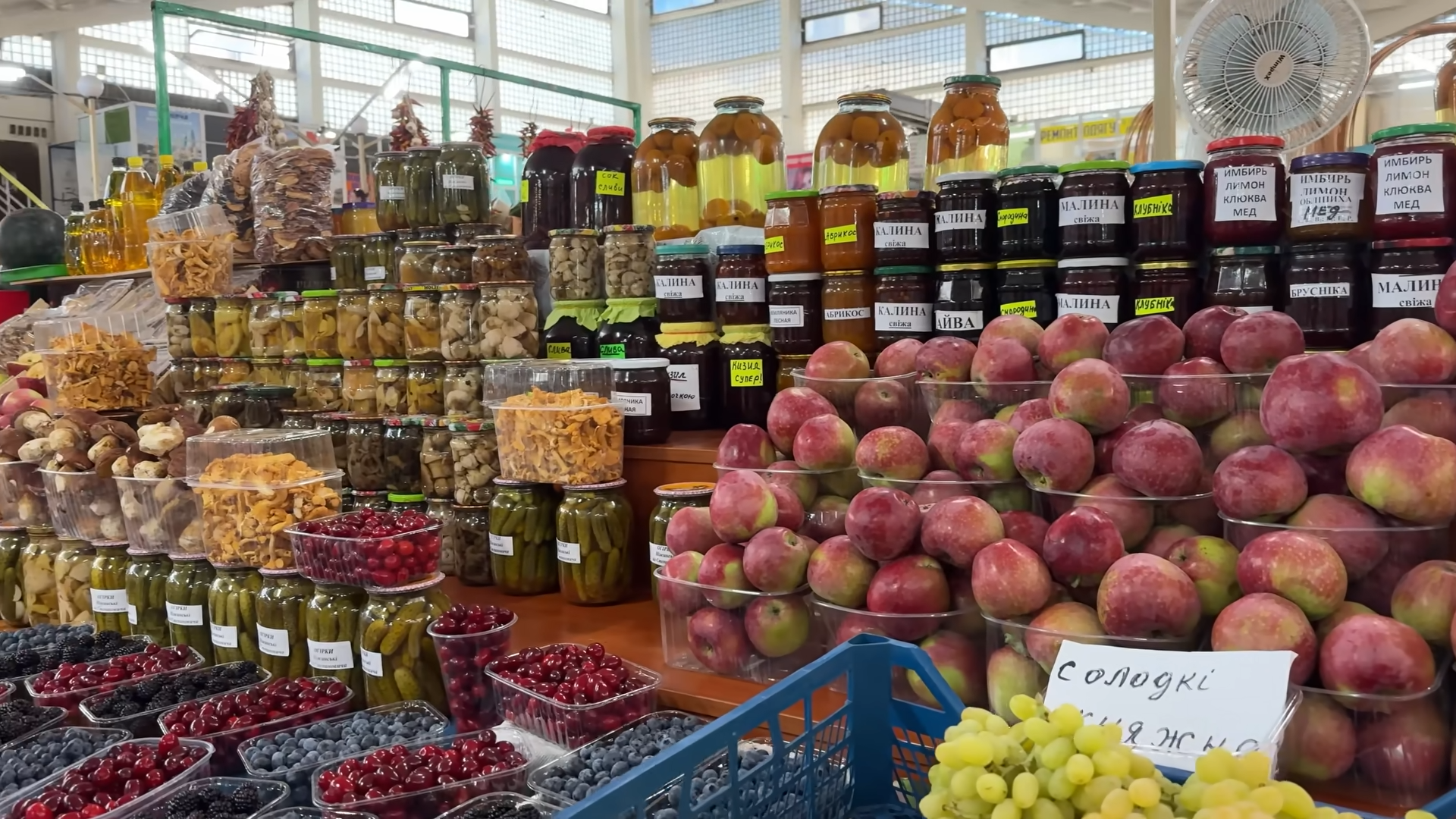 Дефіцит продуктів в Чернігівській області: що відбувається на ринку і як це вплине на українців