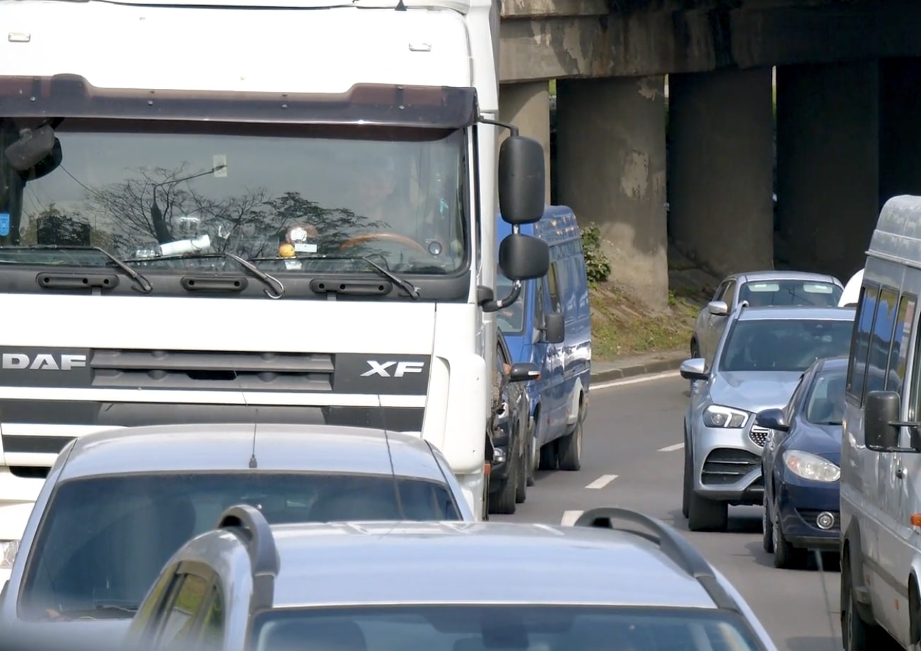 Обмеження руху транспорту у Вінниці: де відбудуться тимчасові зміни